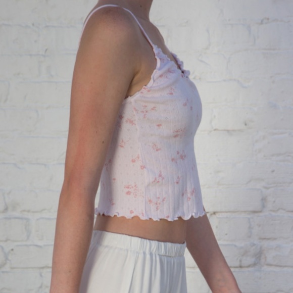 NWT Brandy Melville Floral Nicolette Ruffle Tank - Picture 2 of 6